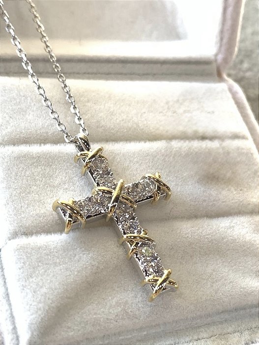 Colar Crucifixo Banho Duplo com Zircônia