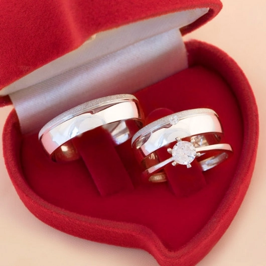 Par de Alianças Cleo 5mm de Namoro 950 Cleo 5mm