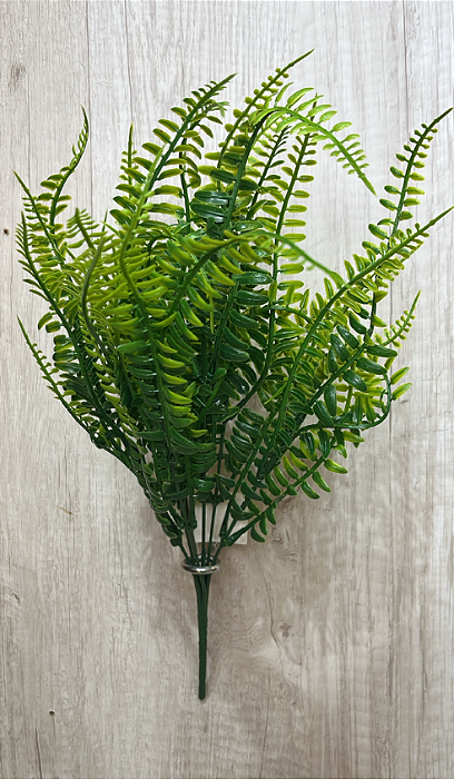 Buquê Artificial de Samambaia Verde