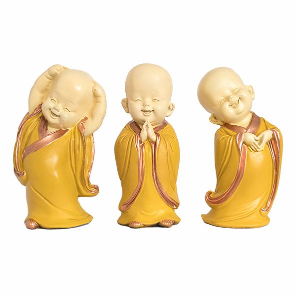Trio de Monges Sorridentes