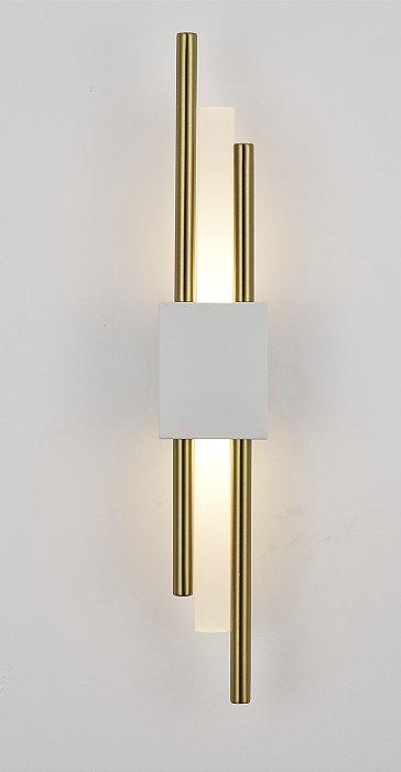 Arandela de Parede LED 6W 3000K Bivolt Metal Dourado e Acrílico 49x8cm
