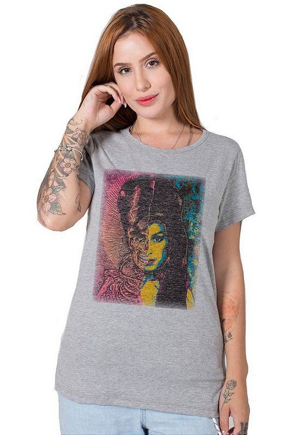 Camiseta Feminina Amy Winehouse