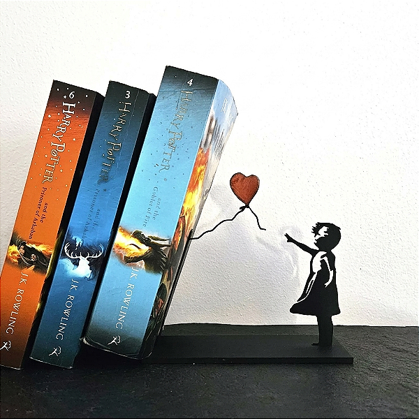 Aparador Livros Inspiração Bansky