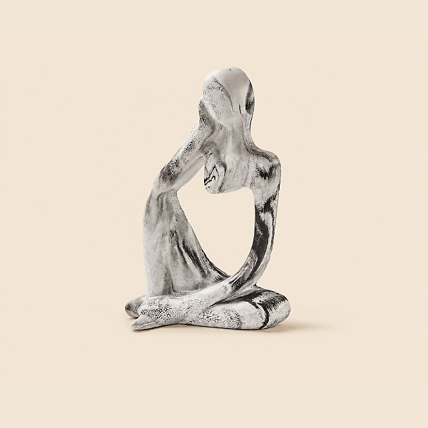 Escultura Decorativa Contemplação Branca Mesclada