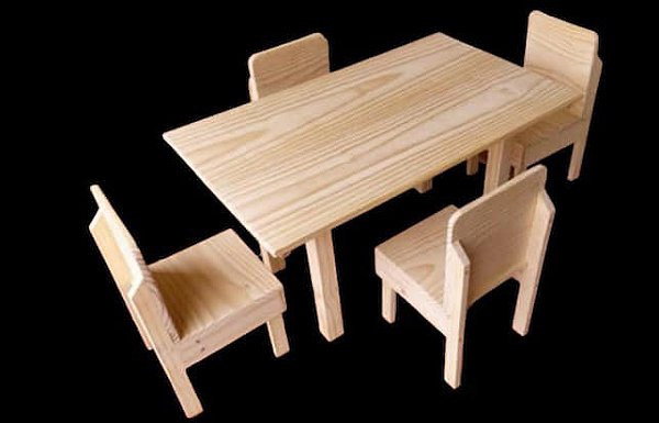 Conjunto kit  infantil KidsWood 1 mesa + 4 cadeiras