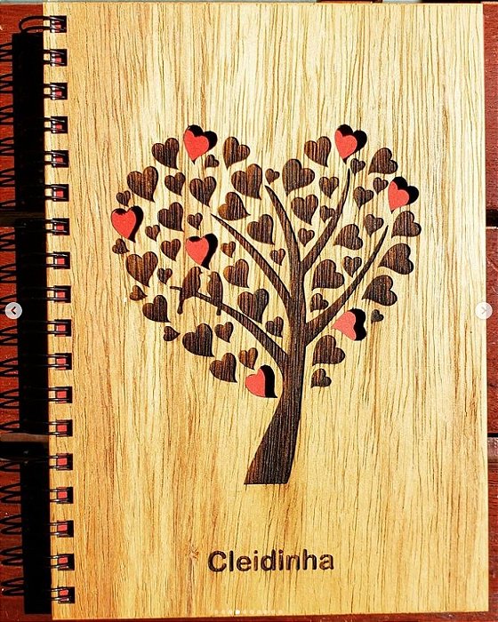 Agenda com capa em madeira - personalizada 10 unidades - com frases e recortes especiais