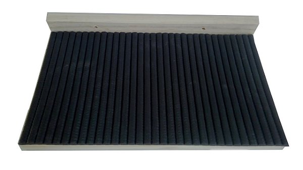 Prateleira com passadeira