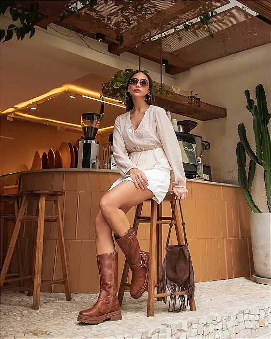 BLUSA M/L BORDADO BOTÃO FRENTE DET. BABADO