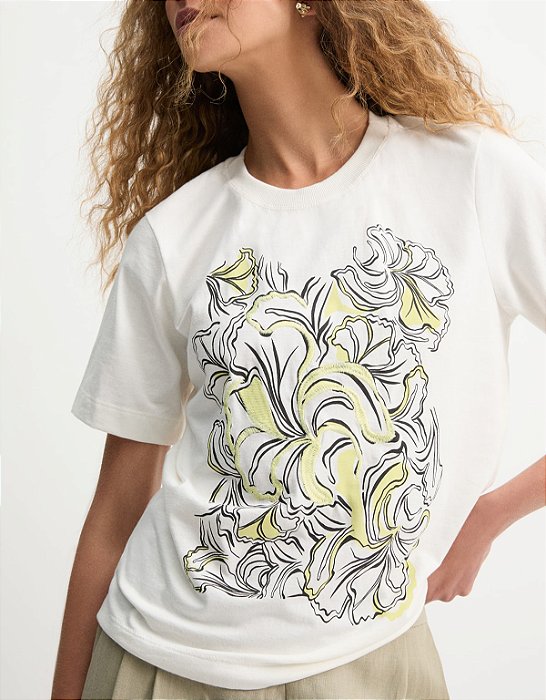 T-SHIRT CARTAZ TROPICAL BORDADO