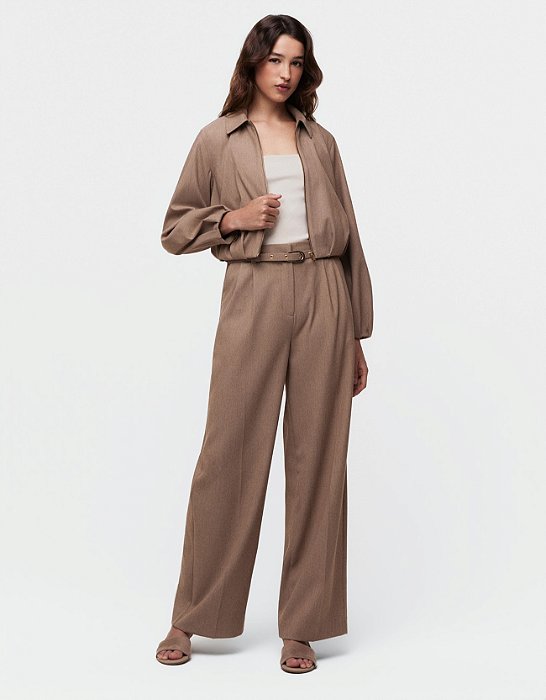 CALÇA PANTALONA PREGAS E CINTO