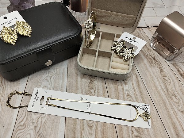 Colar Feminino Em Aço Inox Dourado