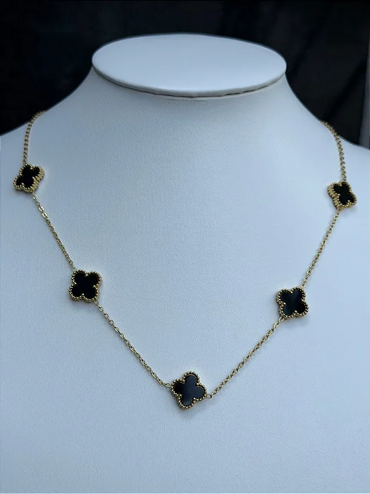 Colar Trevo Preto e Prateado e dourado