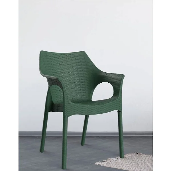 Poltrona Plástica Verde com Braço – Cadeira Polipropileno Jardim Varanda Área Gourmet Piscina