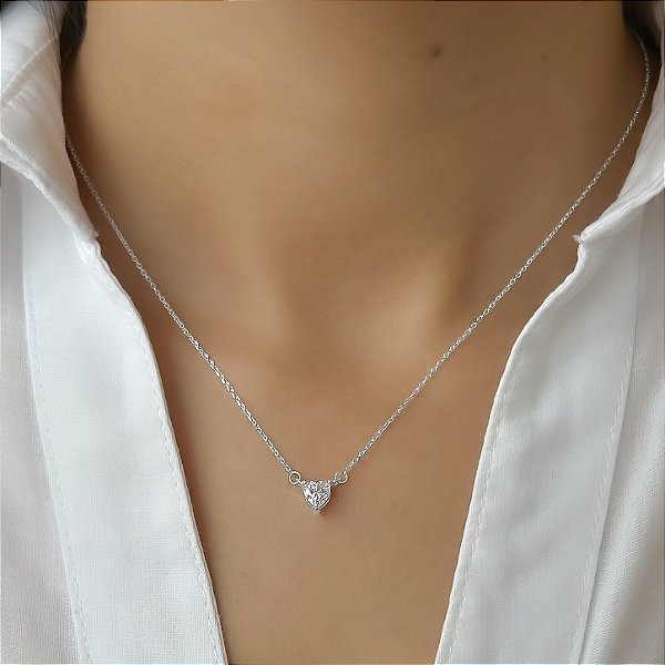 GARGANTILHA PRATA CARTIER CORACAO MOISSANITE 5X5