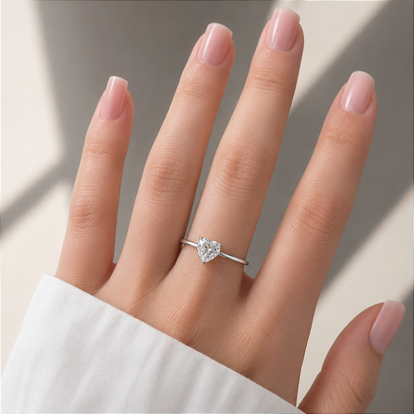 Anel Solitário Coração Moissanite em Prata 925 6mm