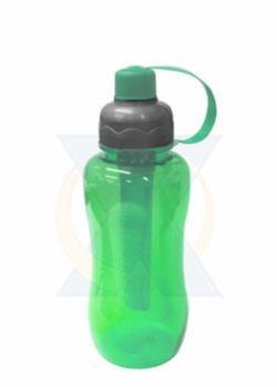 D266 - Squeeze Ice Bar de lástico, capacidade para 800 ml. Obs.:Parte interna removivel para resfriamento.