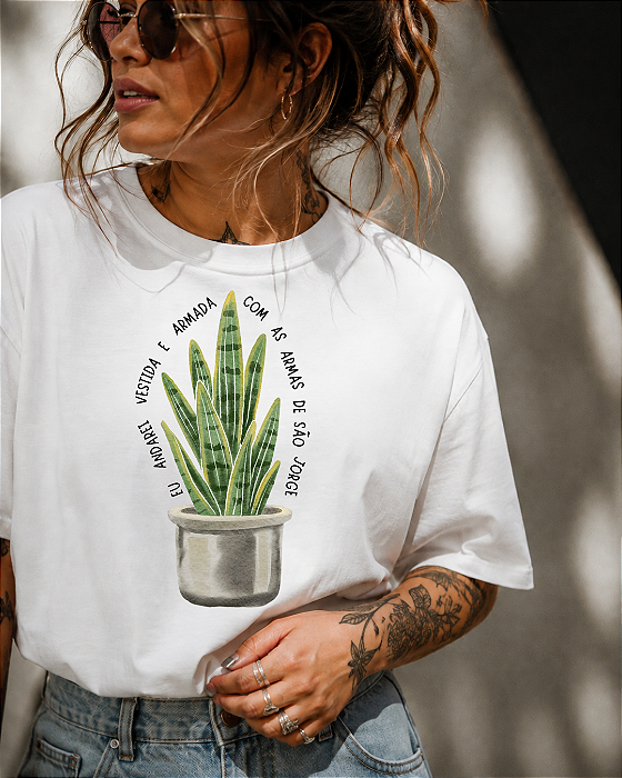 Camiseta Vestida e Armada