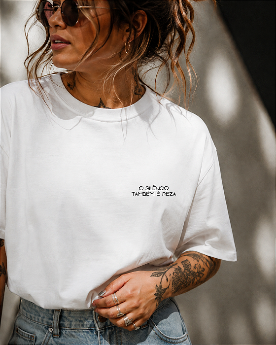 Camiseta Silêncio Também é Reza