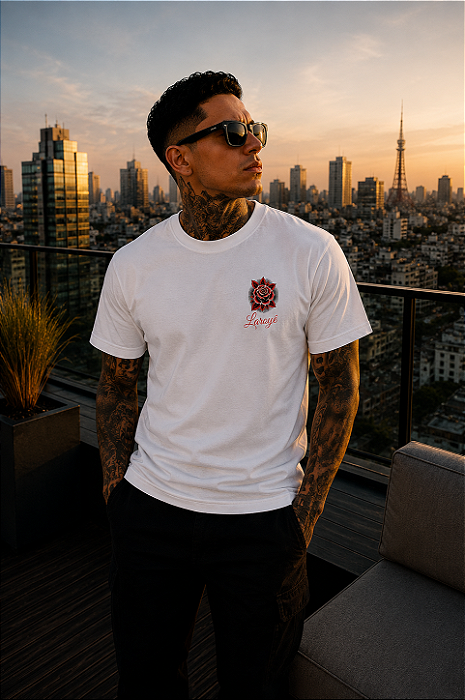 Camiseta Flor Laroyê