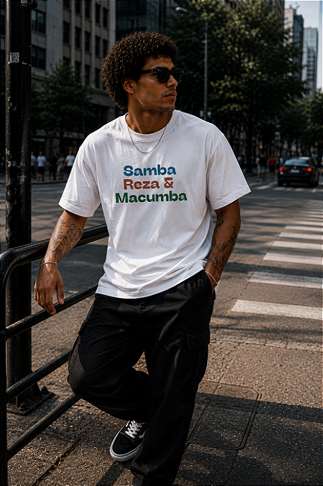 Camiseta Samba Reza e Macumba