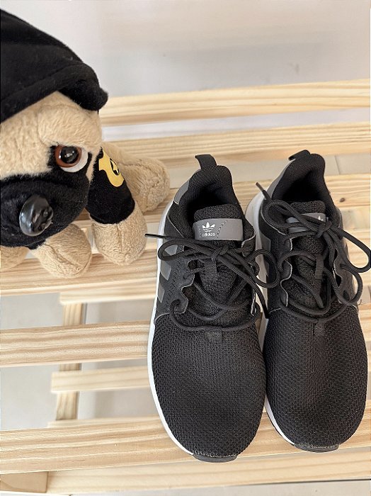 TAM 30 - Adidas - Tênis Originals Infantil preto com cadarço