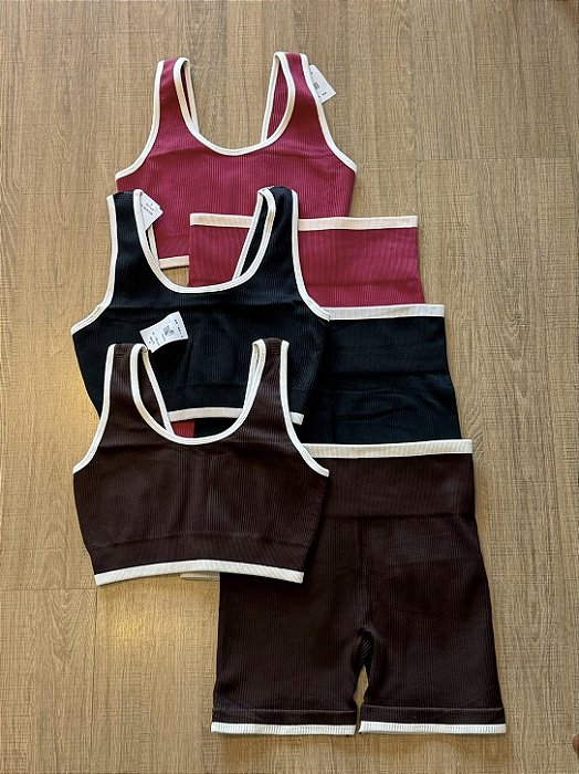 CONJUNTO SHORT CANELADO