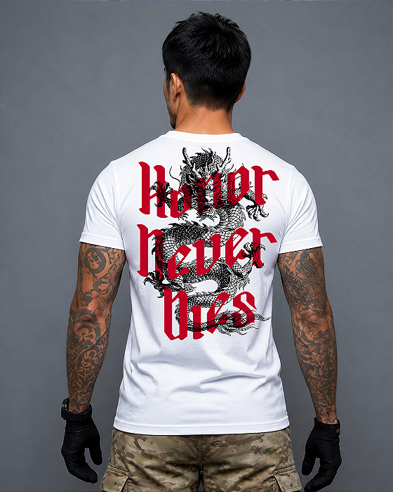 Camiseta Ronin Apparel Dragon Sakura Branca com Estampa nas Costas