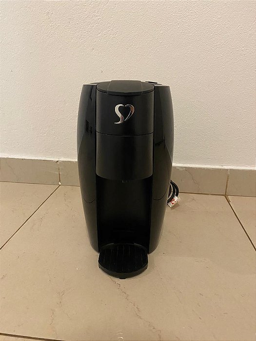 Cafeteira Espresso Automática TRES 3 Corações LOV Preta – Nova, sem uso