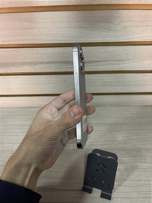 iPhone 15 Pro Max 256GB - Seminovo