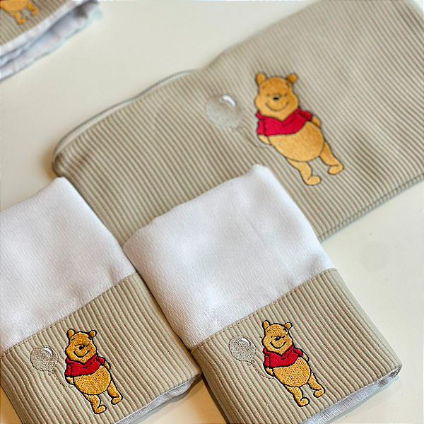 Kit de Fralda de Boca com Necessaire Pooh