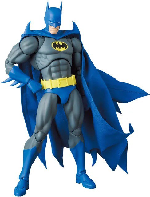 Batman Knight Crusader - DC Comics Action Figure MAFEX