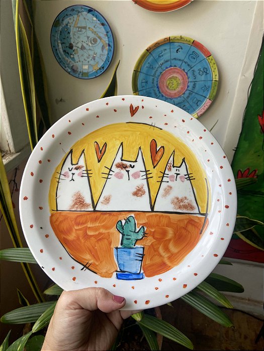 Prato Raso de porcelana - 3 gatinhos com cactus