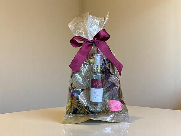 Pot Pourri 80 g Aromatizador La Femmel 60 mL (ACOMPANHA LINDO CARTÃO)