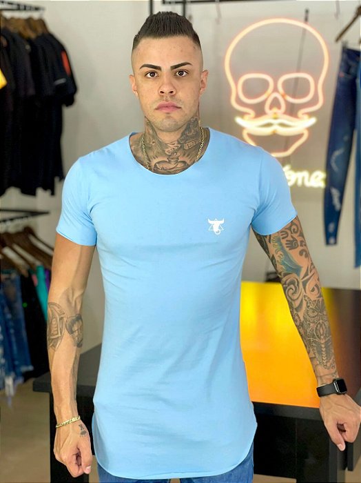 Camiseta Longline Azul Céu Logo Branco - Totanka