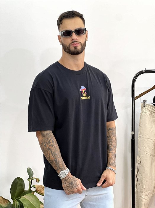 Camiseta Preta Oversized Stay Cool