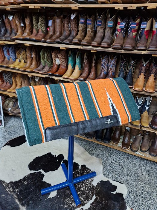 MANTA PARA SELA BOOTS HORSE NAVAJO COMBAT PRETA/LARANJA 30X32