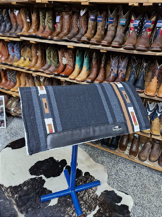 MANTA PARA SELA BOOTS HORSE NAVAJO COMBAT PRETA/CHUMBO 30X32