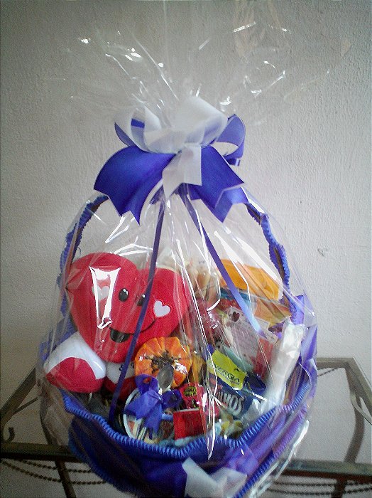 CAFÉ DA MANHÃ OU CHÁ DA TARDE COM PELUCIA