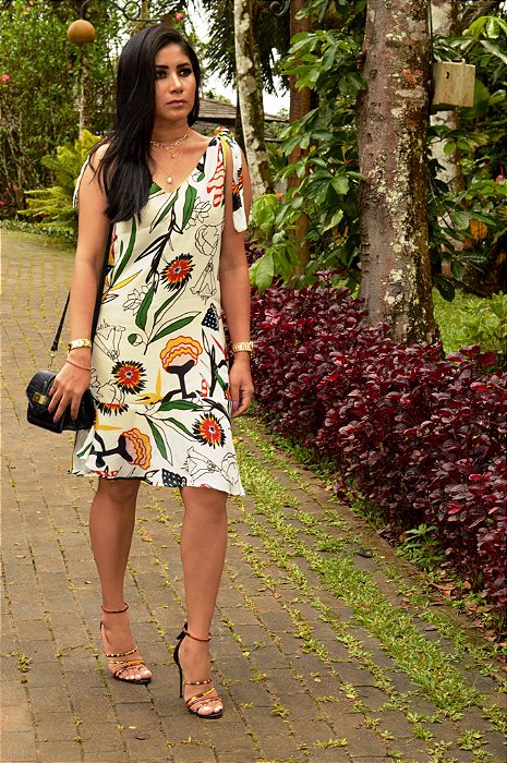 Vestido Viscocrepe Estampado com Alças e Amarração Reguladora nos Ombros