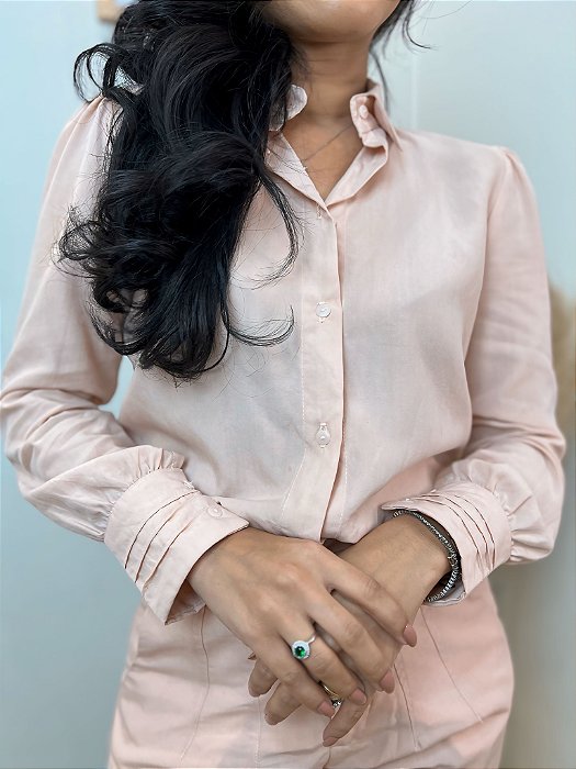 Camisa Tencel Liocel Rosê Manga Longa Cem Por Cento Liocel com Gola Nervuras nos Punhos e Pala nas Costas