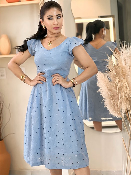 Vestido Lese Azul Pastel Midi Evasê