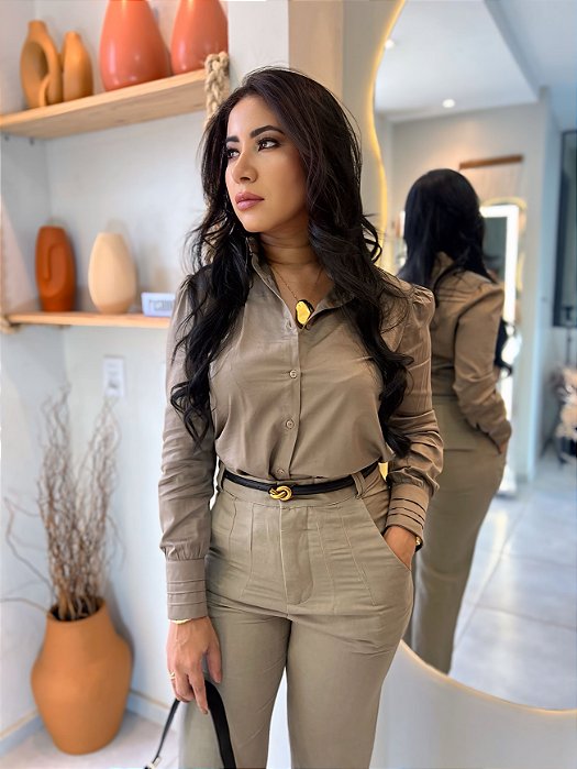 Camisa Tricoline Fendi Manga Longa Com Corte Oval De Barra Botões Frontal Finas Nervuras Nos Punhos E Costa