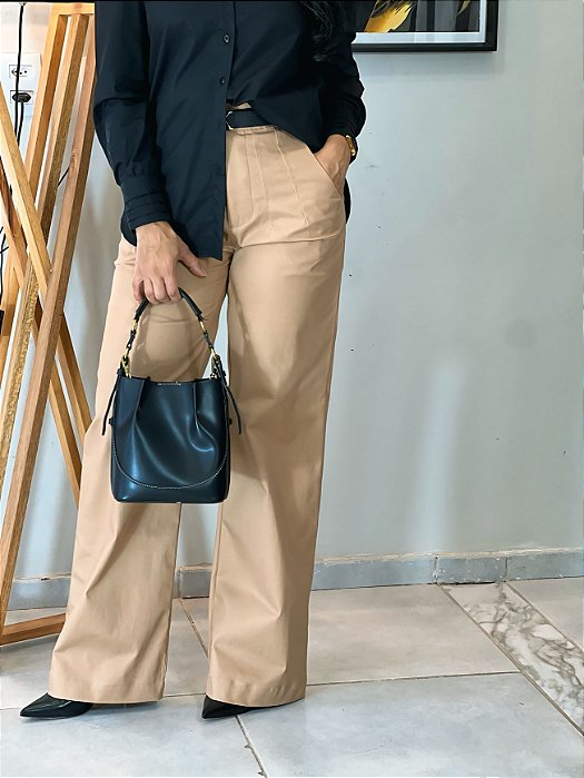 Calça Algodão Salmon Claro Pantalona com Cintura Alta com Passantes Bolsos Frontais e Bolsos Traseiros Verdugos Funciona