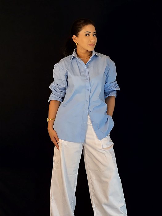 Camisa Tricoline Azul Pastel Oversized, Com Botões, Gola E Punho Largo