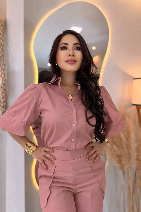 Camisa Tricoline Rosa Pastel Com Manga Evasê, Botões E Corte Assimétrico Lateral