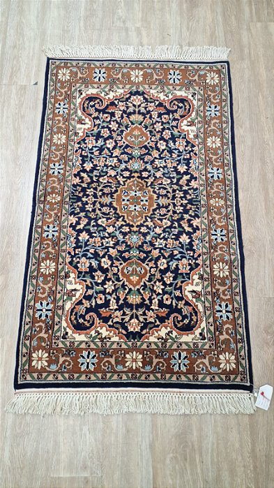 Tapete Tabriz 1,58 x 0,93