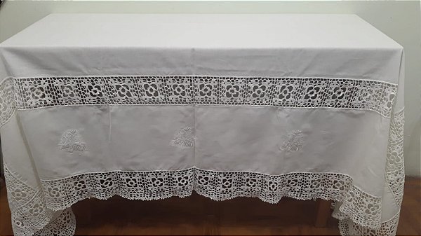 Toalha de Mesa Bordada 2,50x1,60-PE