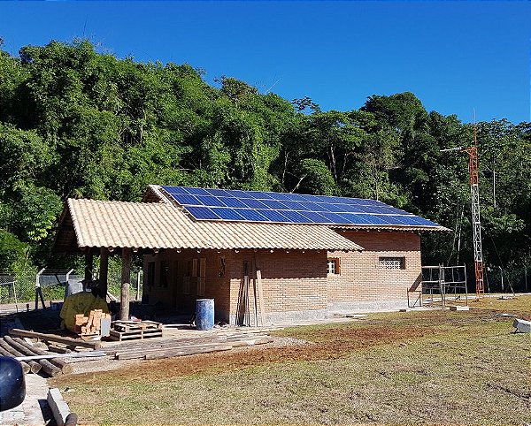 Instalação de Energia Solar Off Grid em Sitio Casa fazendas