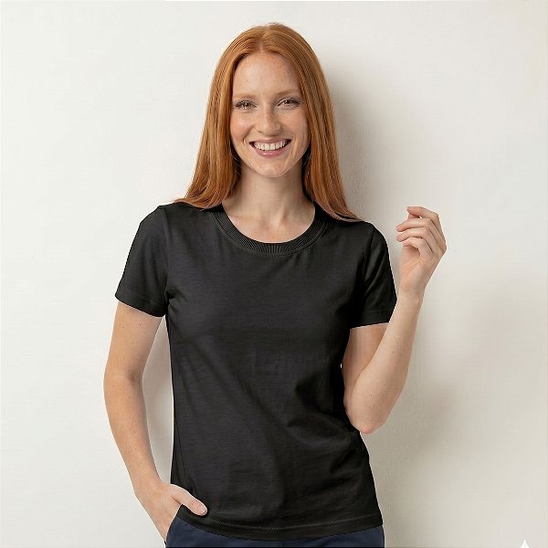 Camiseta Feminina Pré-Encolhida lisa Algodão Preta