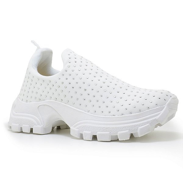 tenis com solado tratorado